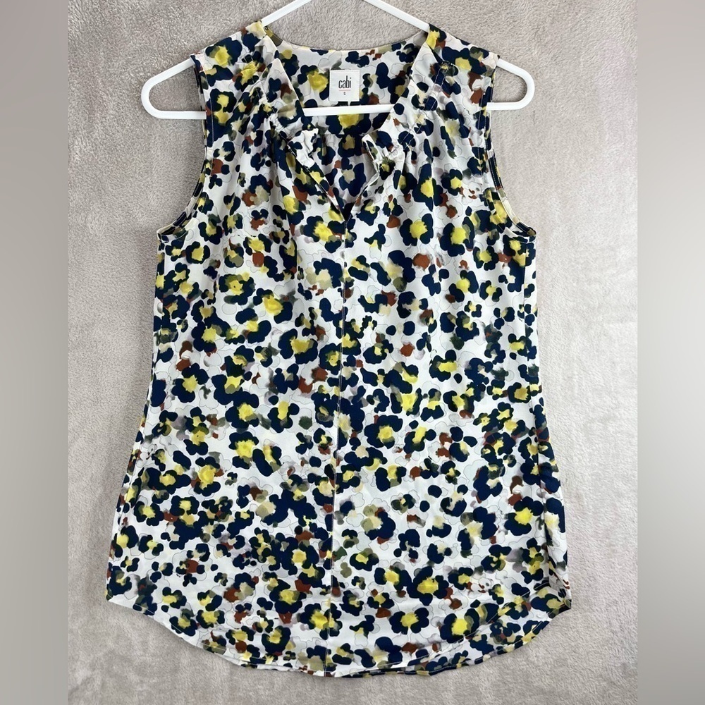 CABI Sleeveless Blouse Size Small Floral Print Ruffled V-Neck Yellow Black